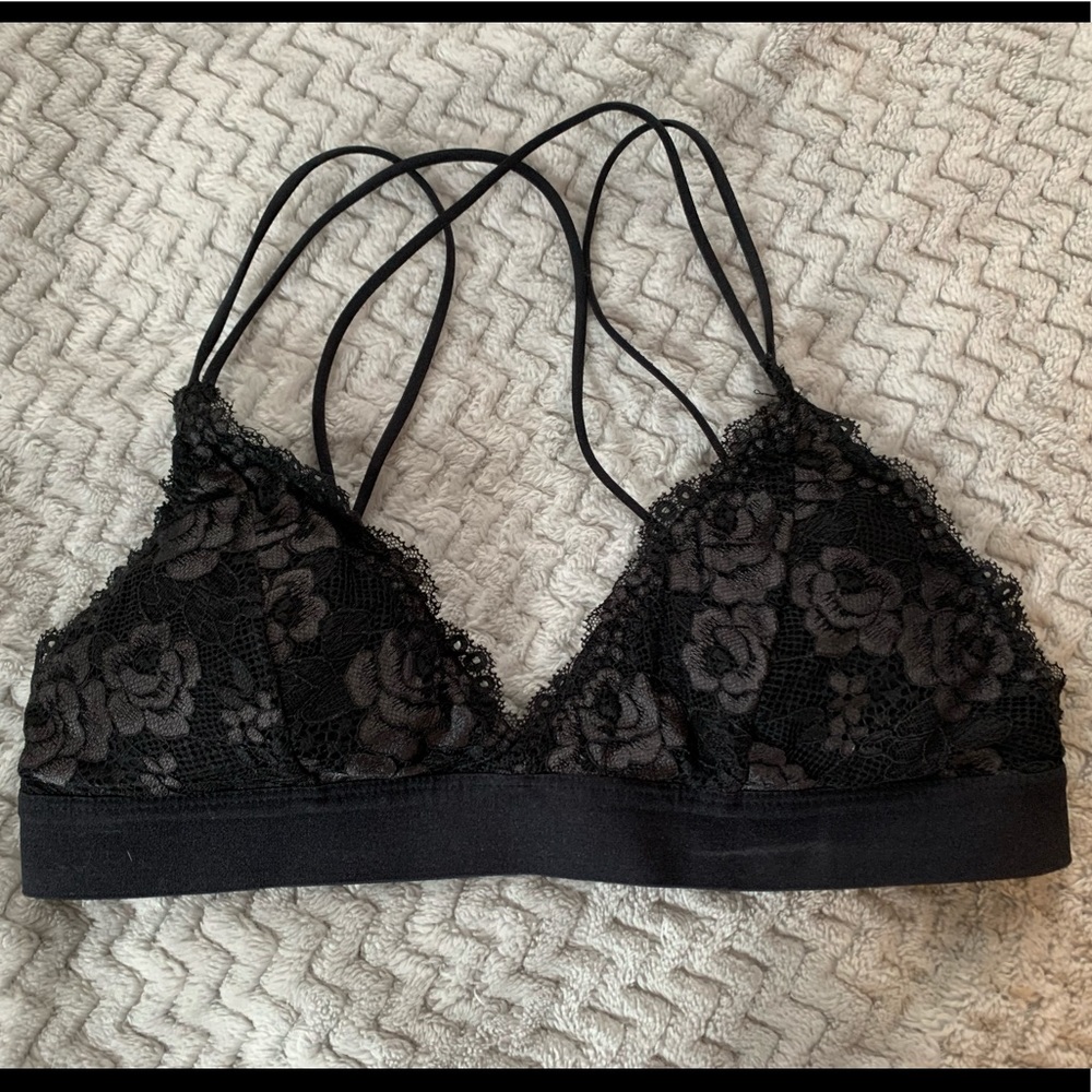 Black urban outfitters bralette size large